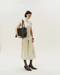 Oda Tote Bag